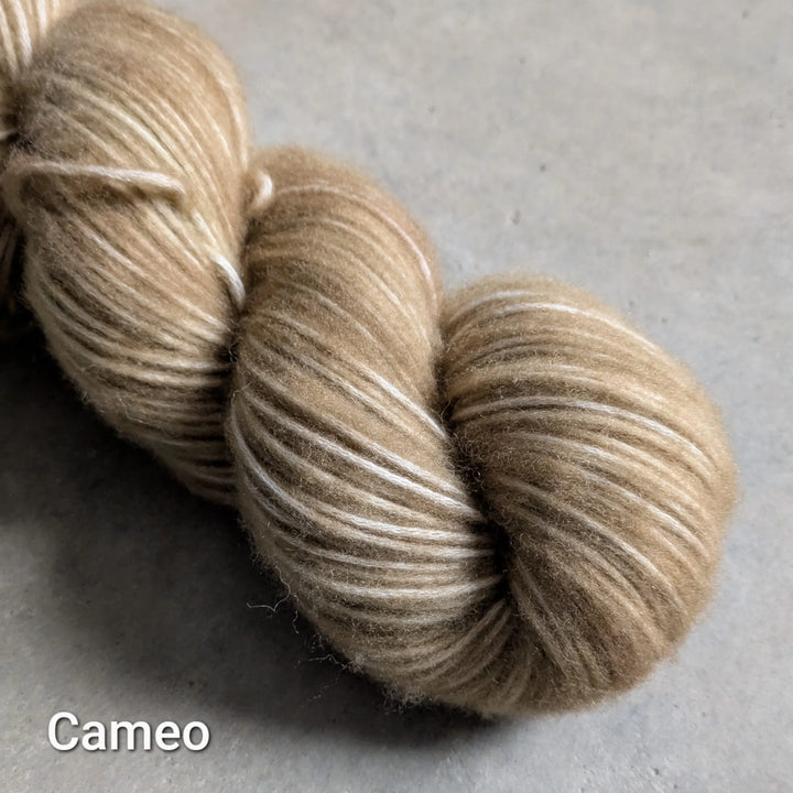 Lavender Lune Flocculent Worsted
