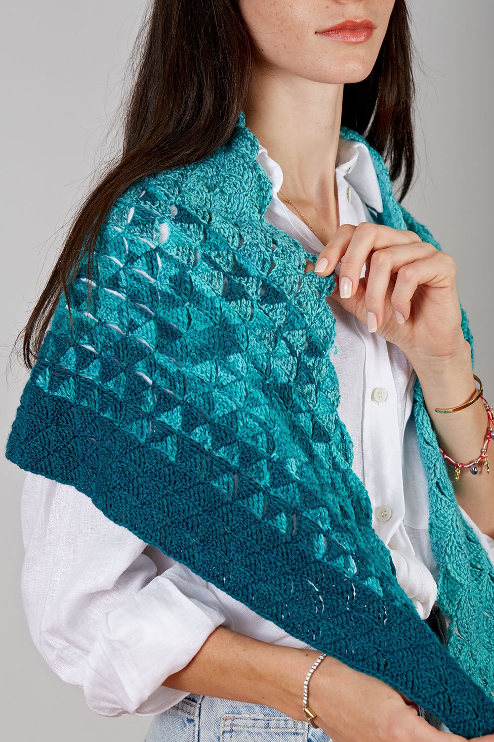 Dalga Shawl/Urth Yarn Kit – Unwind Fiber Arts, LLC