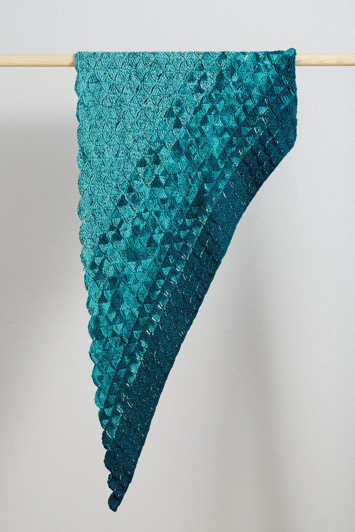 Dalga Shawl/Urth Yarn Kit