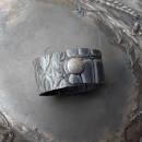 Jul Silver Intaglio Shawl Cuff