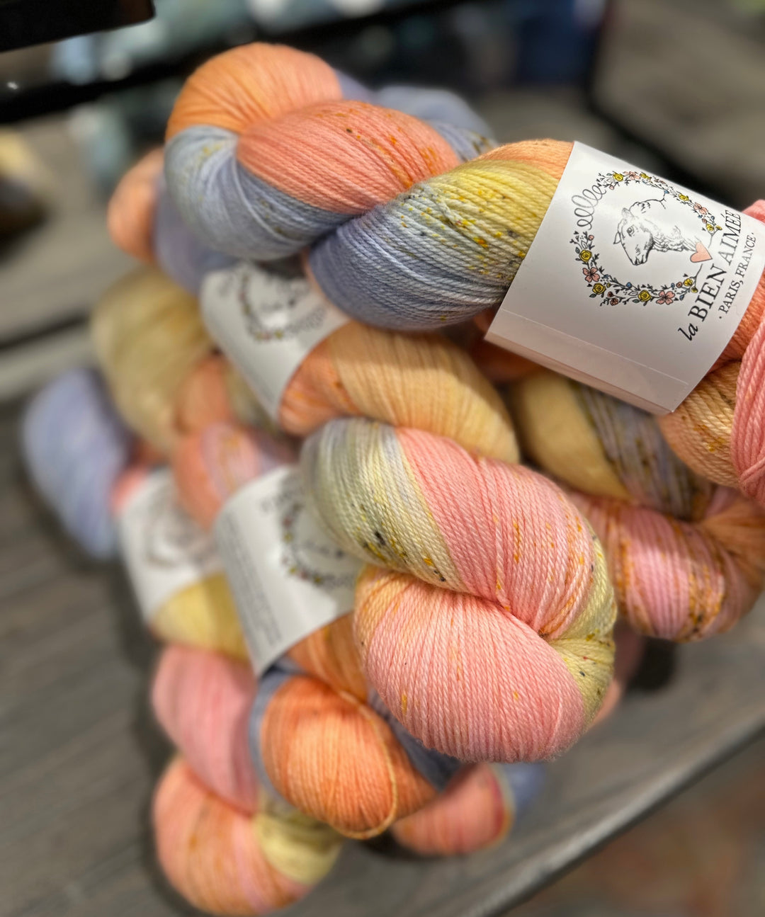 Jeu de laines fluorescentes, Westknits MKAL 2025, Mystery Jeu de laines fluorescentes, Westknits MKAL 2025, Mystery