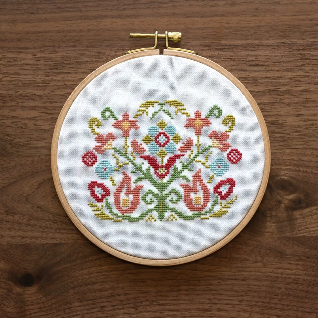Avlea Folk Embroidery by Krista West