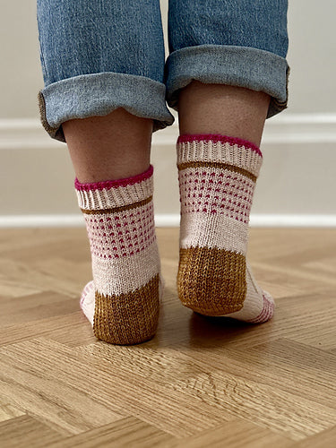 I'd Rather Dot...Socks & Cowl