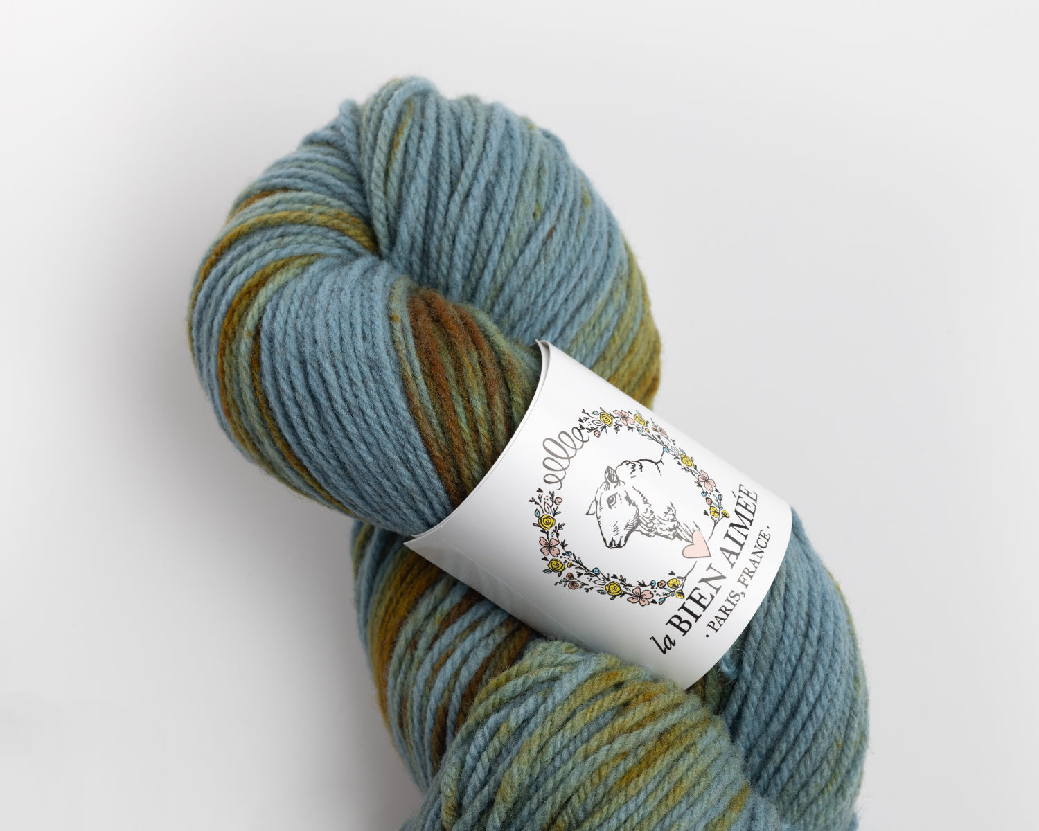 La Bien Aimée Gilliatt – Unwind Fiber Arts, LLC