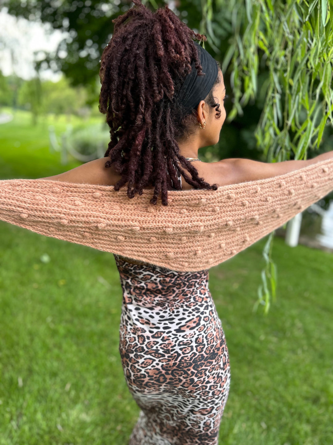 The Pussy Willow Shawl Class--and Afternoon with Saysha Greene