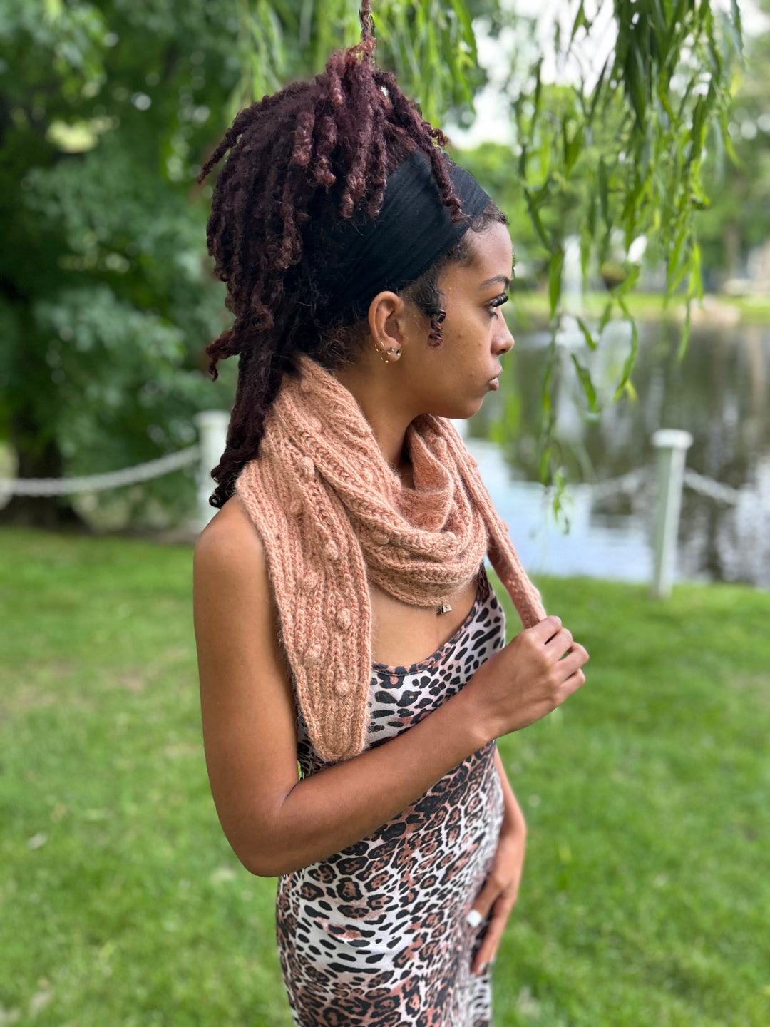 The Pussy Willow Shawl Class--and Afternoon with Saysha Greene