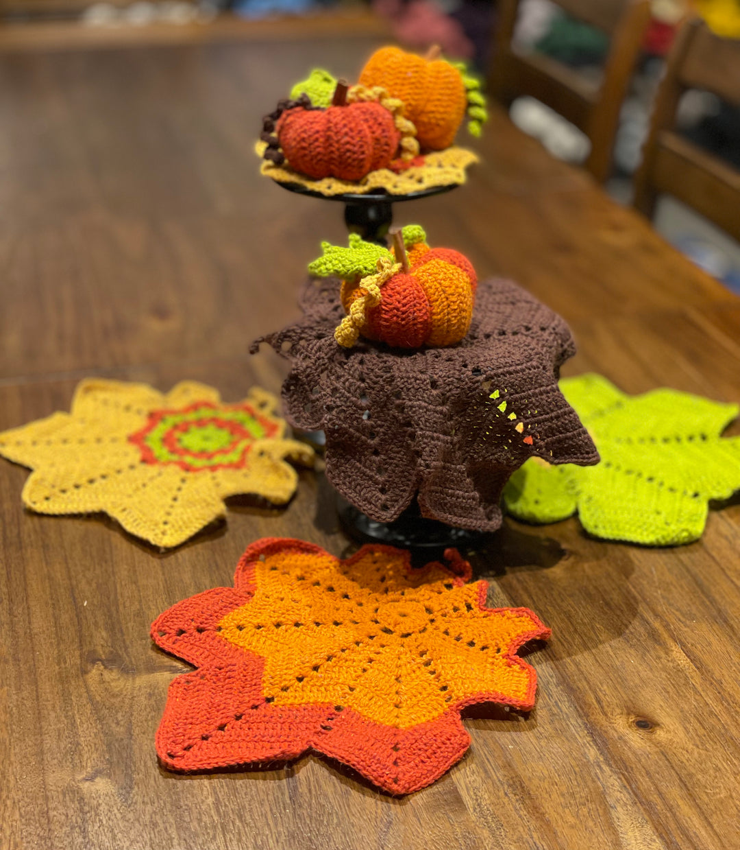 Crocheted Autumn Decorations Kits