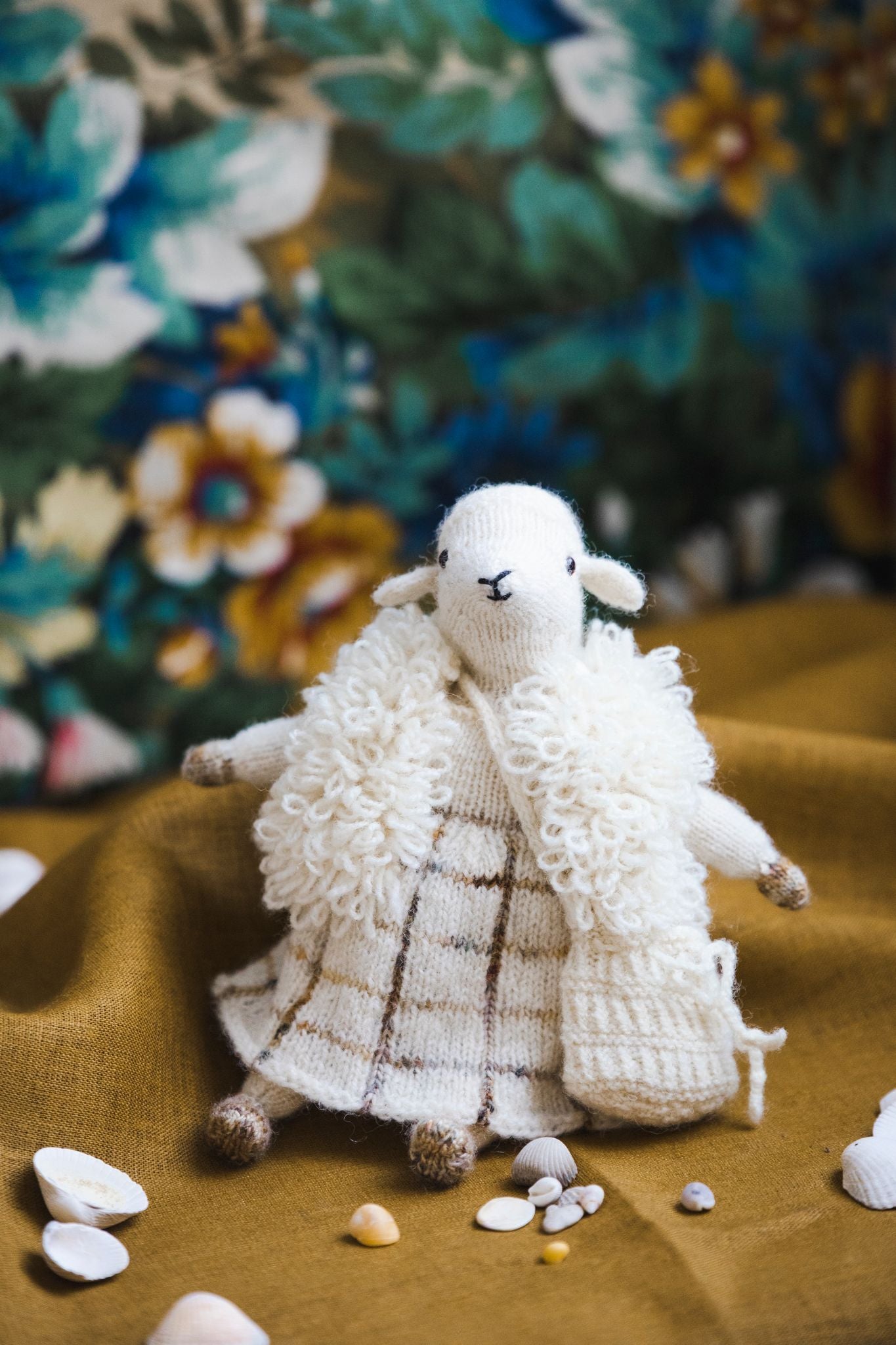 Mouche & Friends: Seamless Toys to Knit & Love, Cinthia Vallet