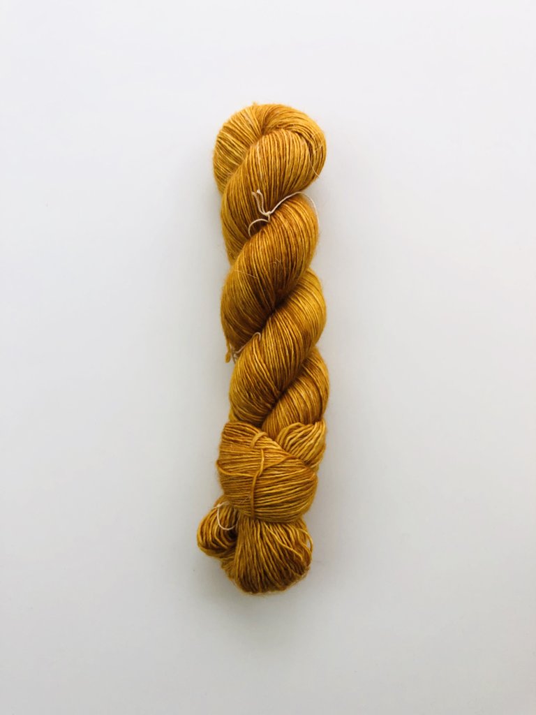 Merino Bouclé Yarn - Antique Gold